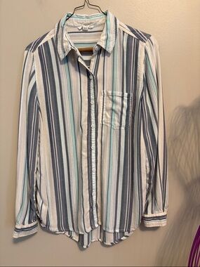 beachlunchlounge Women’s Vertical Stripe Button-Down Shirt in White, Gray & Teal
